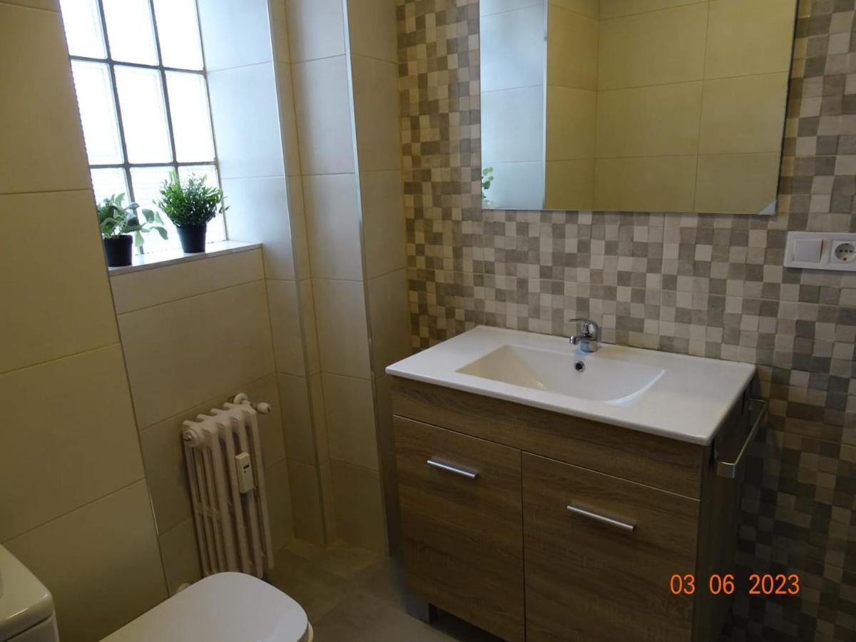 Apartamento Cuentame Burgos Apartment Exterior foto